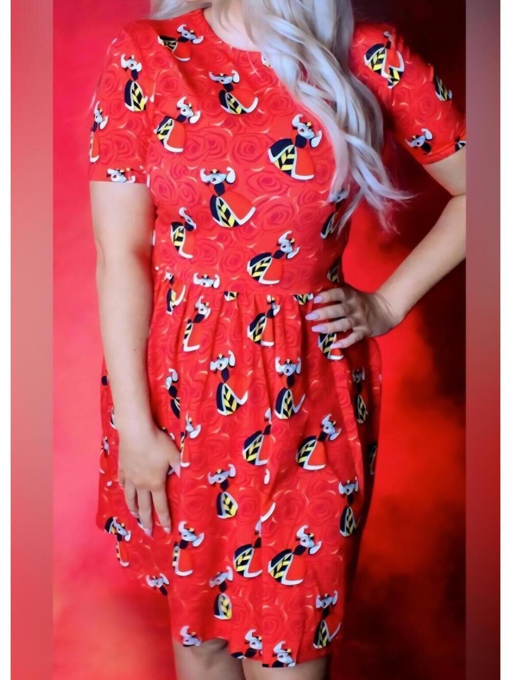 Disney x Cakeworthy Queen of Hearts Red Skater Dress  Size Medium NWT